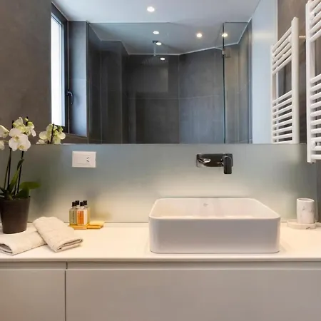 Elegant Penthouse With Acropolis View *